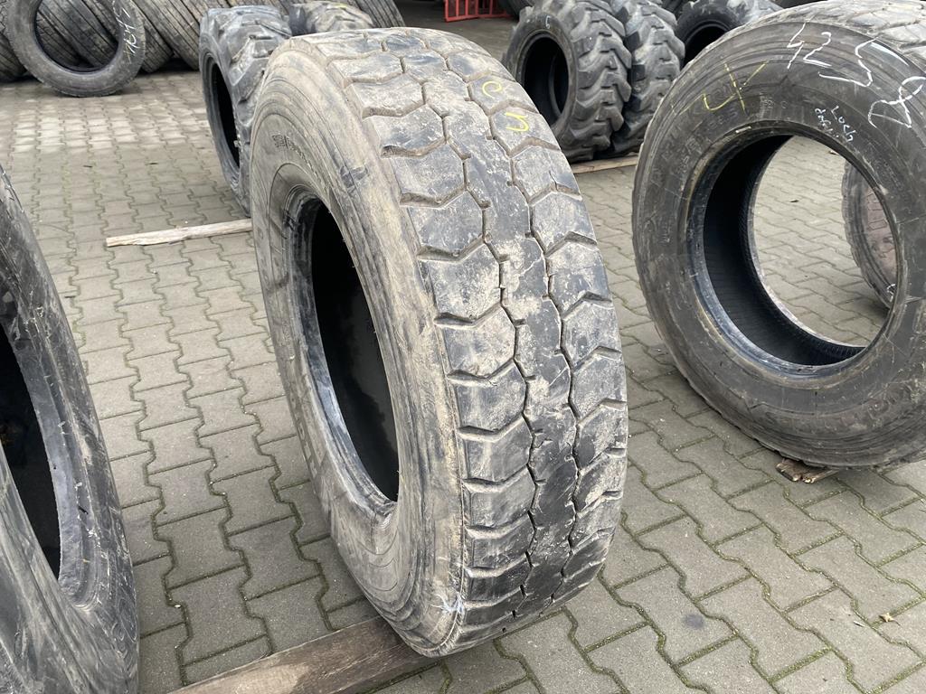 Opony ciężarowe Opona ciężarowa używana napędowa 315/80R22.5 BIEŻNIKOWANA TYP GOODYEAR OMNICTRAC MSD 10mm