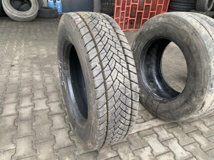  Opona ciężarowa używana napędowa 275/70R22.5 GOODYEAR KMAX D / 17mm