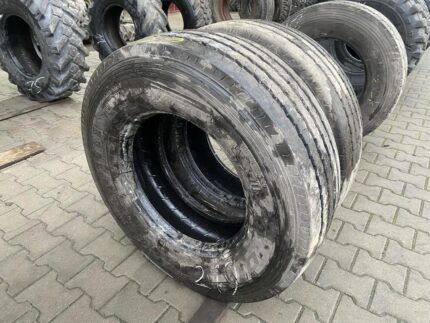 Opony ciężarowe używane prowadzące 305/70R19.5 PIRELLI FR:01 / 11-13mm