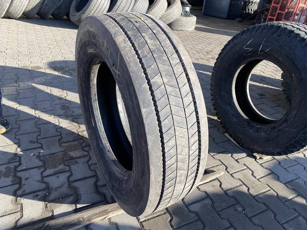 Opony ciężarowe Opona ciężarowa używana przednia 275/70R22.5 CONTINENTAL CONTI URBAN HA5 / 14-15mm