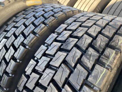 Opony ciężarowe napędowe 315/70R22.5 NOWA BIEŻNIKOWANA TYP MICHELIN XDE2 / KARKASY MARKI PREMIUM