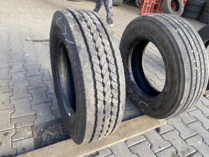  Opona ciężarowa używana prowadząca 225/75R17.5 GOODYEAR KMAX S / 11-12mm