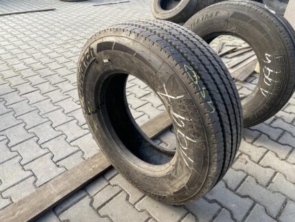 Opona ciężarowa używana naczepowa 235/75R17.5 BFGOODRICH ROUTE CONTROL T / 100% Bieżnika