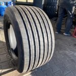  Opona ciężarowa używana naczepowa 445/45R19.5 GOODYEAR KMAX T GEN-2 / 12mm