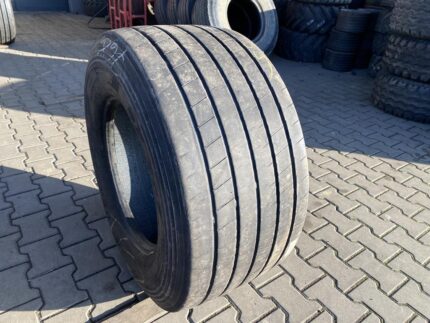  Opona ciężarowa używana naczepowa 435/50R19.5 DUNLOP SP247 / 6-7mm
