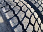 Opony ciężarowe używane napędowe budowlane 315/70R22.5 BIEŻNIKOWANE TYP MICHELIN XZY3 / 100% Bieżnika