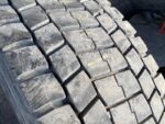 Używana opona ciężarowa napędowe 315/80R22.5 BRIDGESTONE M729 / 10-12mm
