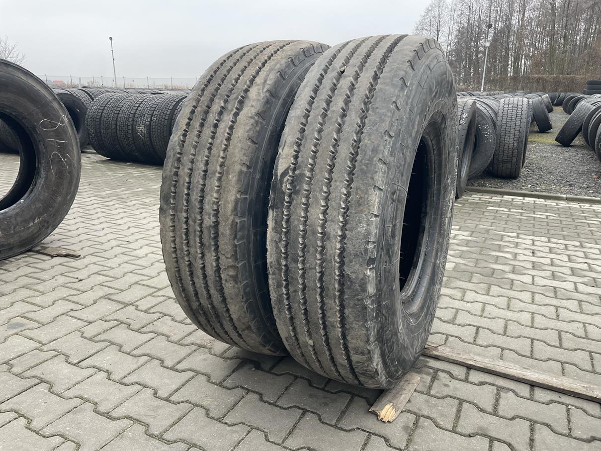 Opony rolnicze Opony używane do przyczepy rolniczej 365/80R20 14.5R20 UNIROYAL MONOPOLY R300 / 13-14mm