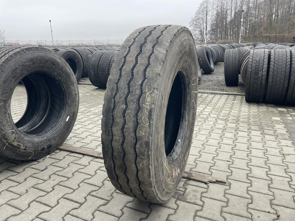 Opony ciężarowe Opona ciężarowa używana prowadząca 13R22.5 BRIDGESTONE M-STEER 001 / 7-8mm