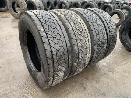  Opony używane ciężarowe napędowe 315/70R22.5 GOODYEAR KMAX D GEN-2 / 9-11mm