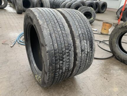  Opony używane ciężarowe napędowe mega 295/60R22.5 GOODYEAR FUELMAX D A / 4-6mm