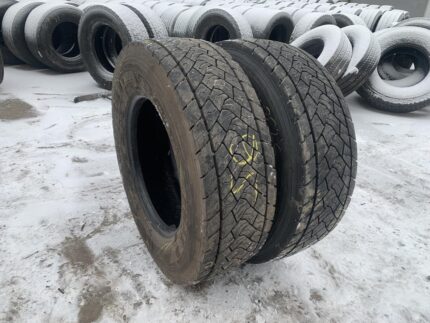  Opony używane ciężarowe napędowe 315/70R22.5 GOODYEAR KMAX D GEN-2  / 14-16mm