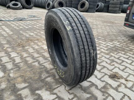  Opona używana ciężarowa przednia 235/75R17.5 MICHELIN X MULTI Z / 8-9mm