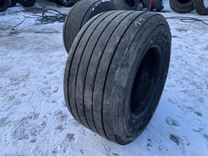 Opona używana ciężarowa do naczepy mega 435/50R19.5 CONTINENTAL CONTI HYBRID HT3 / 11-12mm