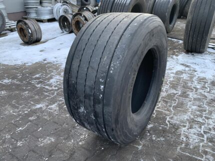 Opona używana ciężarowa do naczepy mega 435/50R19.5 CONTINENTAL CONTI HYBRID HT3 / 10-11mm