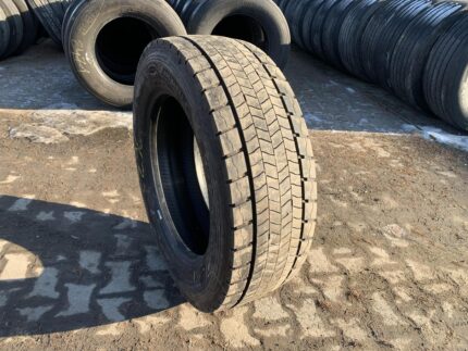Opona używana ciężarowa napędowa mega 295/60R22.5 GOODYEAR FUELMAX D A / 11-12mm