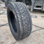  Opona używana ciężarowa napędowa mega 295/60R22.5 GOODYEAR KMAX D A / 12-13mm