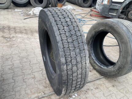Opona ciężarowa używana napędowa 295/80R22.5 MICHELIN X COACH XDA+N / 11-13mm