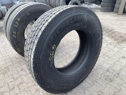 Opona ciężarowa używana napędowa 295/80R22.5 MICHELIN X COACH XDA+N / 11-13mm
