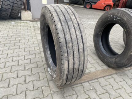 Opona ciężarowa używana prowadząca 315/70R22.5 DYNAMO MFR65 / 13mm