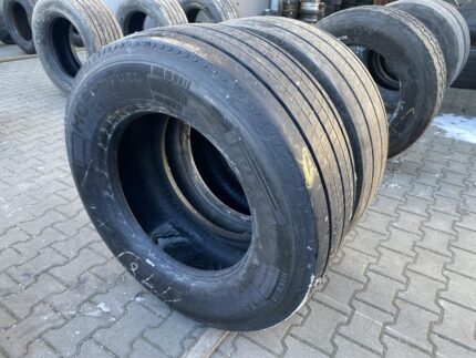 Opona ciężarowa używana przednia 385/55R22.5 PIRELLI H02 PROFUEL STEER / 9-10mm