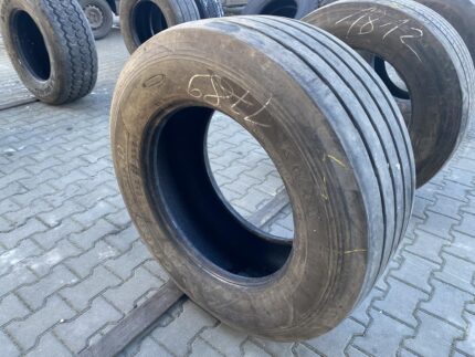 Opona ciężarowa używana naczepowa 385/55R22.5 GOODYEAR KMAX T / 12mm