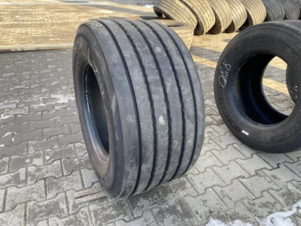 Opona ciężarowa używana naczepowa 445/45R19.5 BARUM BT200 ROAD / 10-11mm
