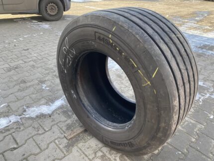 Opona ciężarowa używana naczepowa 445/45R19.5 BARUM BT200 ROAD / 10-11mm