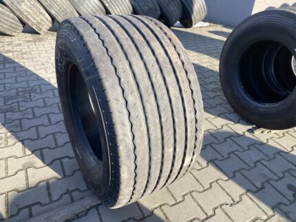 Opona ciężarowa używana naczepowa 445/45R19.5 LINGLONG T820 / 9-10mm
