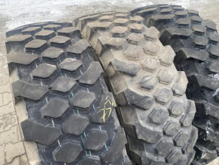 Opony przemysłowe używane do  Unimog 12.5R20 335/80R20 CONTINENTAL MPT80