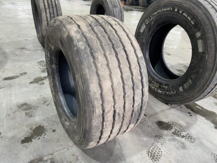 Opona ciężarowa używana naczepowa 445/45R19.5 HANKOOK SMART FLEX TH31 / 12mm