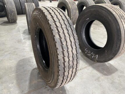 Opona ciężarowa używana prowadząca 315/80R22.5 PIRELLI FG:01 / 11-13mm