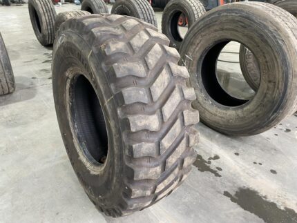 Opona przemysłowa do maszyn budowlanych 405/70R20 GOODYEAR POWERLOAD / 70% Bieżnika
