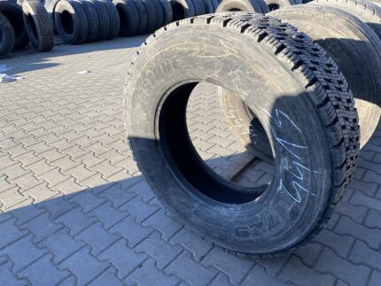 Opona ciężarowa używana napędowa 315/70R22.5 BIEŻNIKOWANA TYP NOKIAN HAKKAPELIITTA TRUCK D / 11-15mm