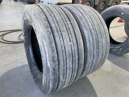 Opony ciężarowe używane prowadzące 385/55R22.5 BRIDGESTONE ECOPIA STEER ENLITEN / 8-9mm