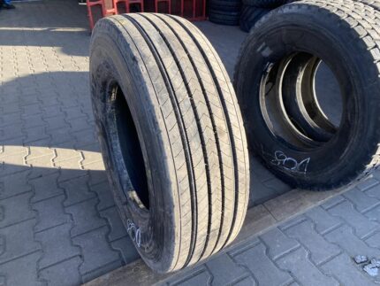 Opona ciężarowa używana prowadząca 285/70R19.5 BRIDGESTONE R227 / 100% Bieżnika