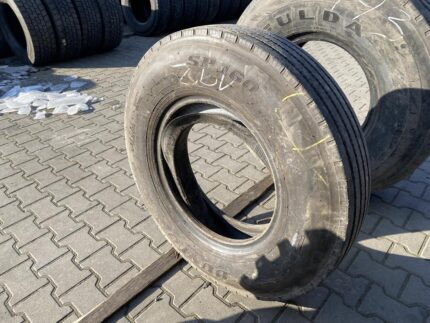 Opona do przyczep rolniczych 8.25R20 DUNLOP SP160 / 10-11mm