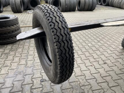 Opona używana rolnicza 7.50-16 / 7.50R16 MICHELIN X