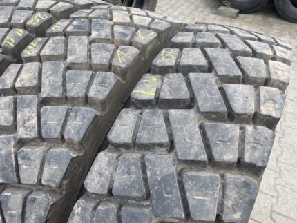 Opony do ciężarówek Opony używane ciężarowe napędowe 12R22.5 CONTINENTAL HDC1 / 20mm
