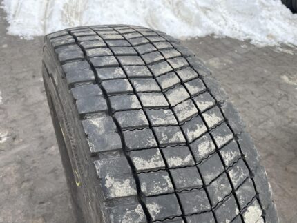 Opona używana ciężarowa 285/70R19.5 CONTINENTAL CONTI HYBRID HD3 / 11-15mm