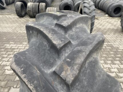 Opona do Maszyn Rolniczych 16.9-30, 16.9R30 WEITH PIRELLI AS AGRAR / 70% bieżnika