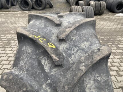 Opona rolnicza 420/85R30 16.9R30 16.9-30 VREDESTEIN TRAXION 85 / 50% bieżnika