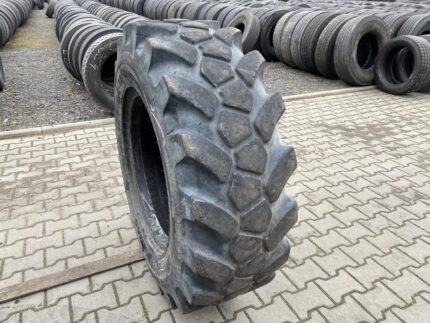 Opona używana przemysłowa 15.5-25, 15.5R25 MITAS EARTHMOVE EM-80 / 40% bieżnika