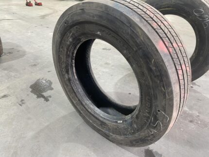 Opona ciężarowa używana uniwersalna 275/70R22.5 GOODYEAR URBANMAX MCD TRACTION / 17mm