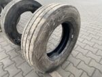 Opona ciężarowa używana naczepowa 235/75R17.5 UNIROYAL TH50 / 7-8mm