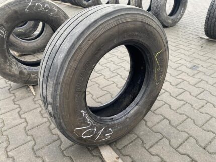 Opona ciężarowa używana prowadząca 235/75R17.5 BRIDGESTONE R-STEER 002 / 7mm