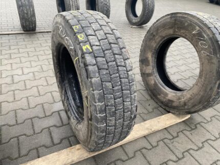 Opona ciężarowa używana napędowa 235/75R17.5 PETLAS RZ300 TRACTION / 18-19mm