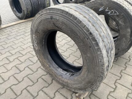 Opona ciężarowa używana naczepowa 235/75R17.5 BRIDGESTONE R-TRAILER 001 / 8mm