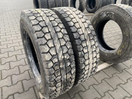 Opony używane ciężarowe napędowe 235/75R17.5 PIRELLI TR85 AMARENTO / 12-13mm