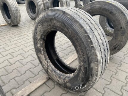 Opona ciężarowa używana naczepowa 235/75R17.5 TRAZANO TRANS T 41 / 8mm